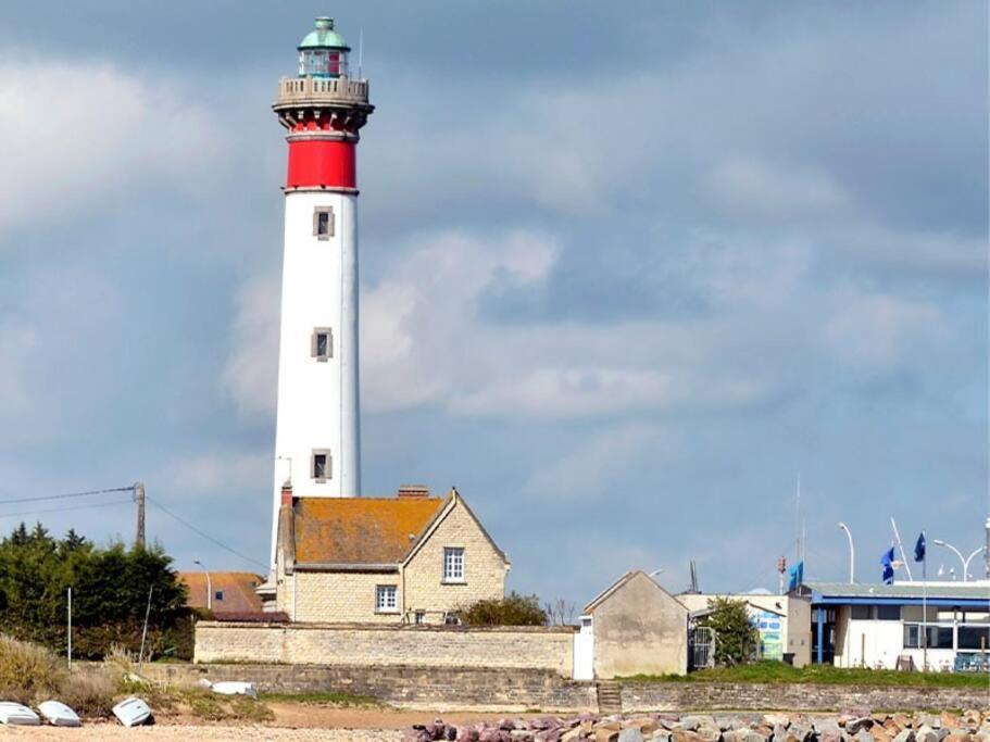 Appartement Ouistreham Proche Centre Et Plage Экстерьер фото